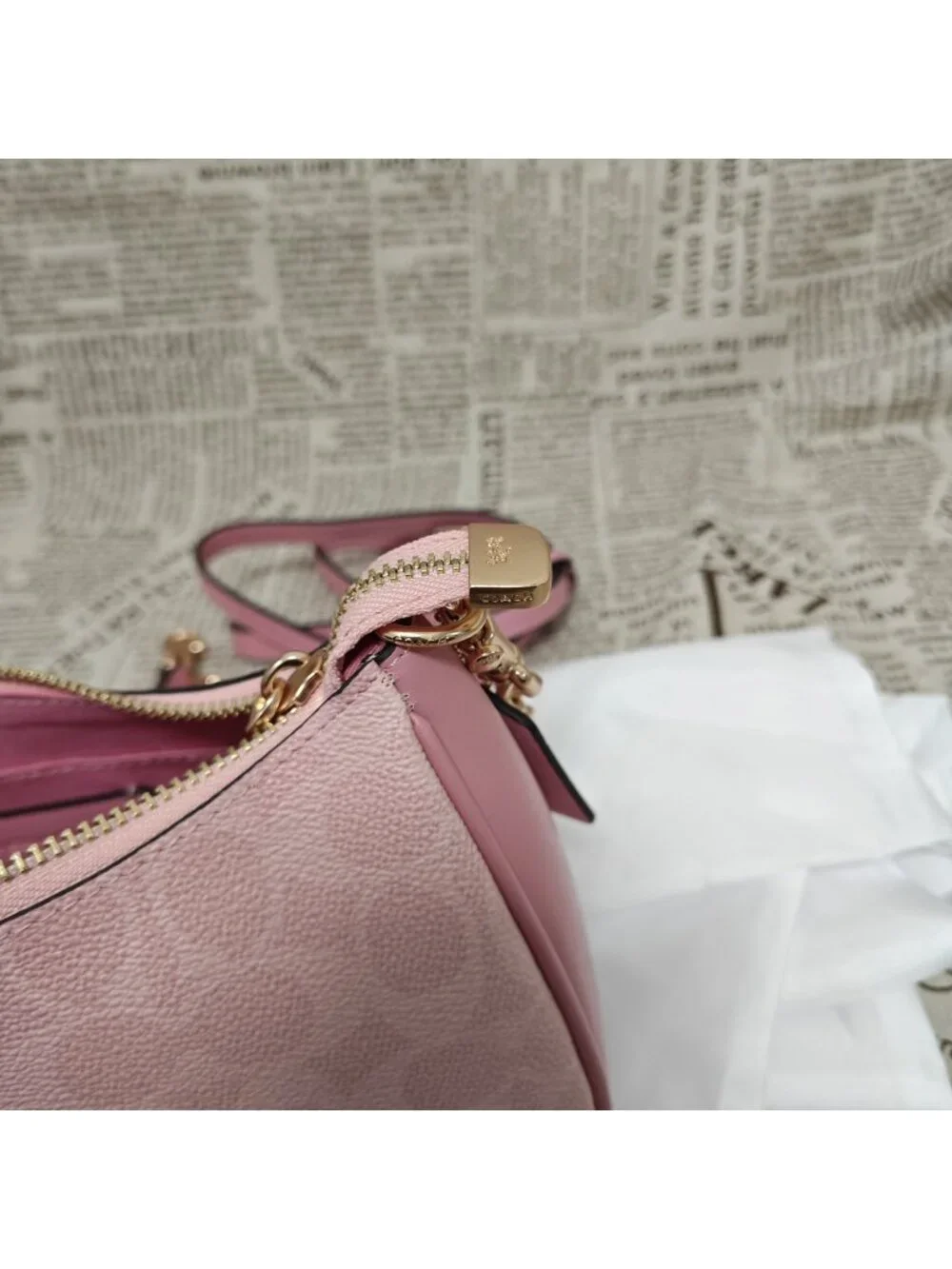 🥳🥳COACH Teri Shoulder Bag In Signature Canvas Pink nice - Picture 10 of 11